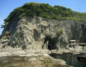 江の島岩屋